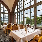 Seehotel Schloss Hotel 4*