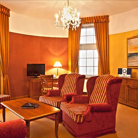 Hotel Schloss 4*