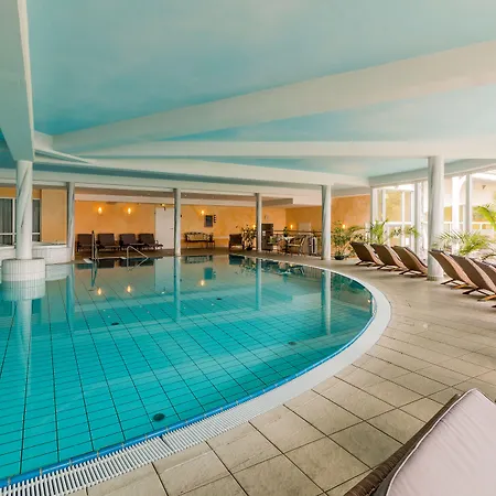Seehotel Schloss 4*