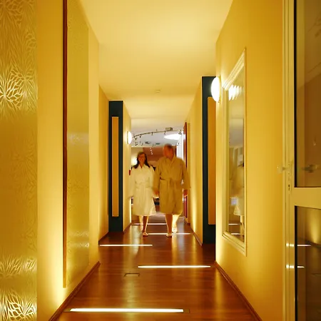 Seehotel Schloss 4*