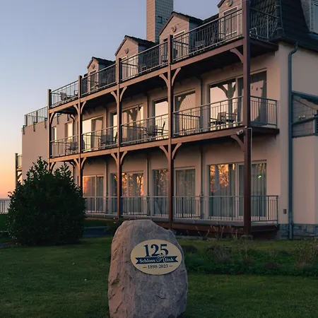 Hotel Schloss 4*
