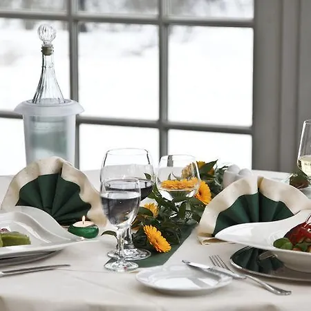 Hotel Seehotel Schloss 4*