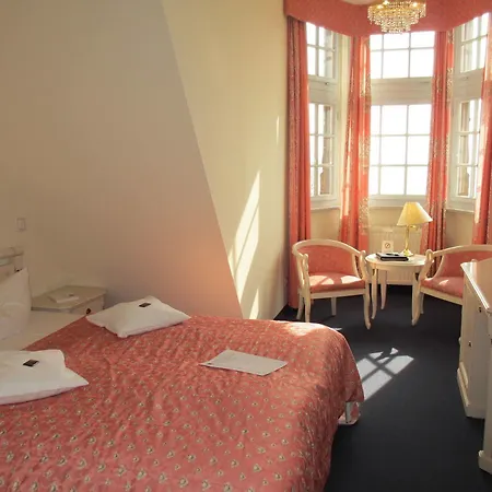 Hotel Schloss 4*